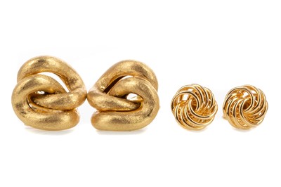 Lot 510 - TWO PAIRS OF GOLD KNOT EARRINGS