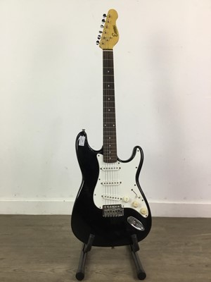 Lot 373 - AN ENCORE ELECTRIC GUITAR