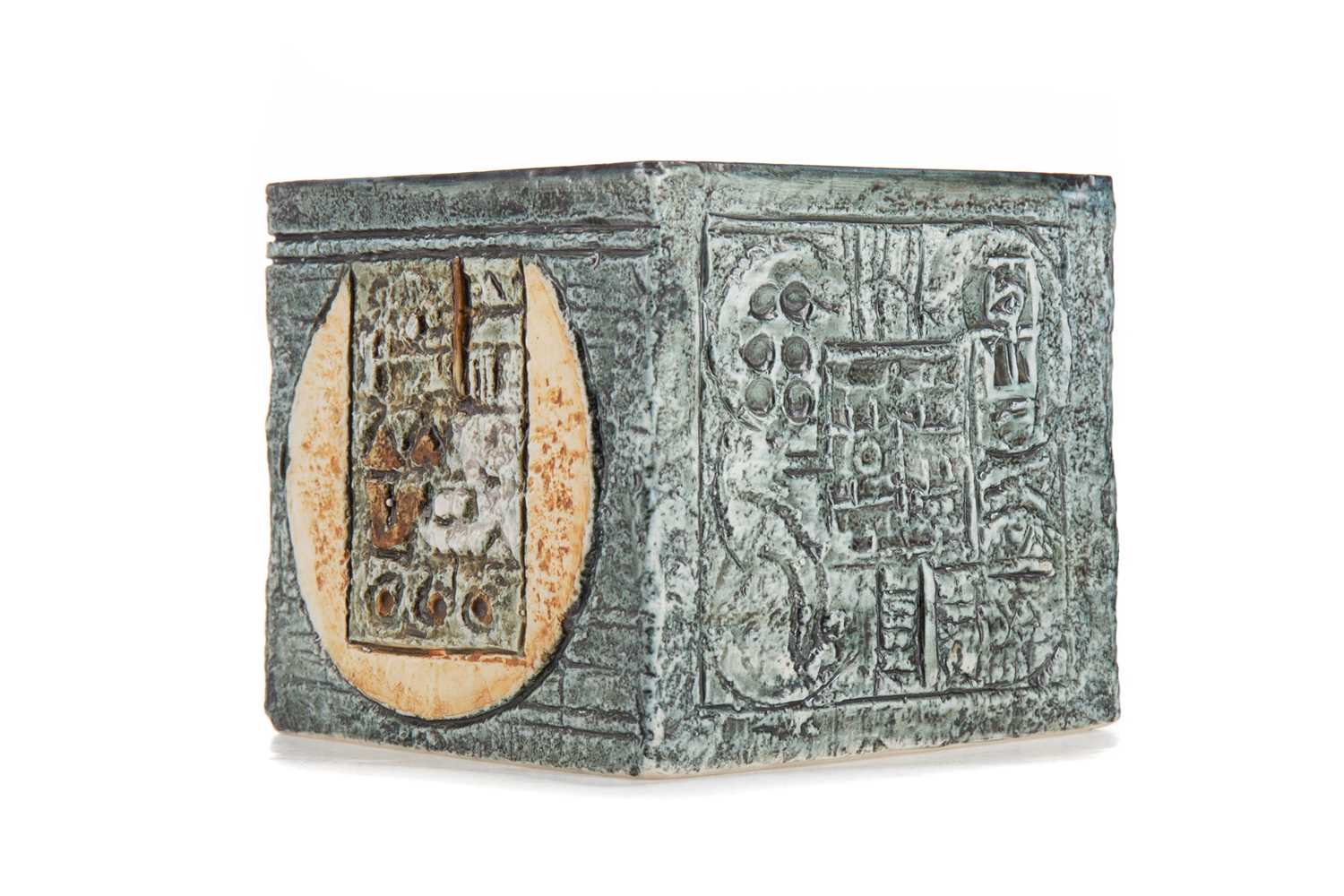 Lot 584 - ALISON BRIGDEN FOR TROIKA POTTERY, A CUBE VASE