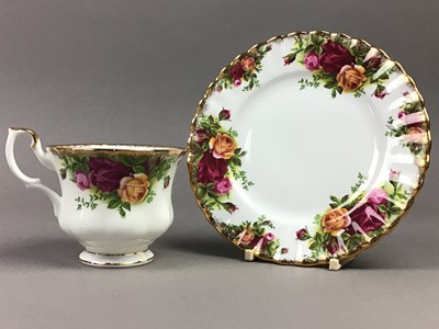 Lot 393 - A LOT OF ROYAL ALBERT 'OLD COUNTRY ROSES' TEA WARE