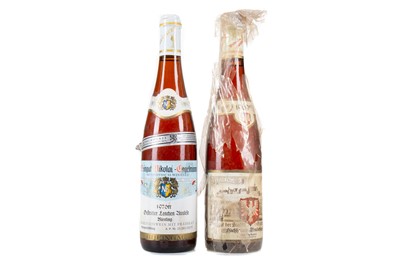 Lot 346 - HOCHHEIMER DOMDECHANEY 1969 REISLING AND OESTRICHER LENCHEN 1976 REISLING