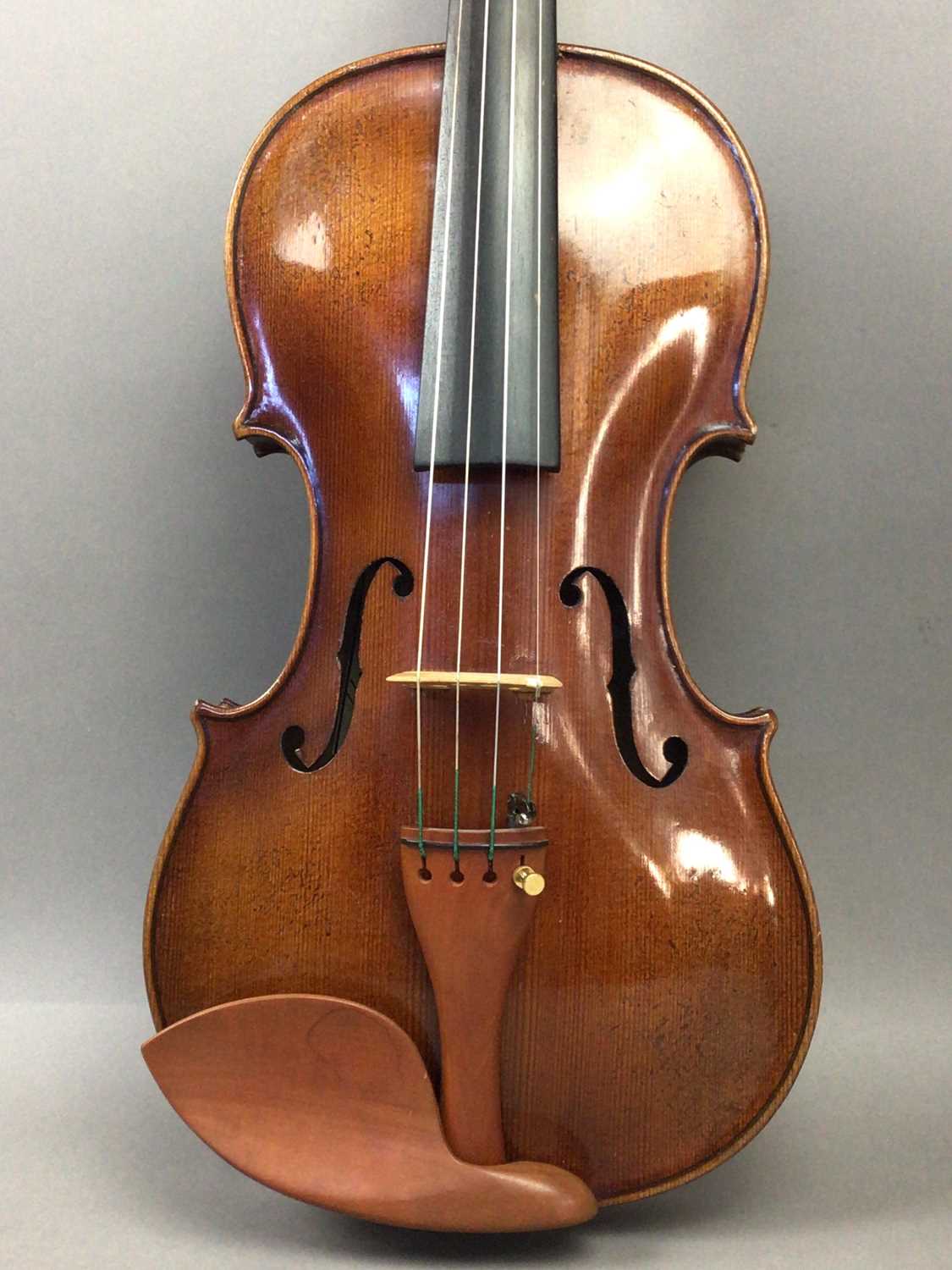 Lot 640 - AN ITALIAN FULL SIZE AMARTI MODEL VIOLIN BY GUISEPPE SELVA OF BOLOGNA