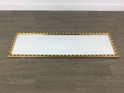 Lot 453 - A GILT FRAMED RECTANGULAR WALL MIRROR