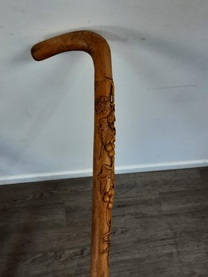 Lot 255 - A GROUP OF WALKING STICKS