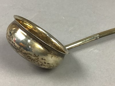 Lot 525 - A 19TH CENTURY TODDY LADLE “L&M”