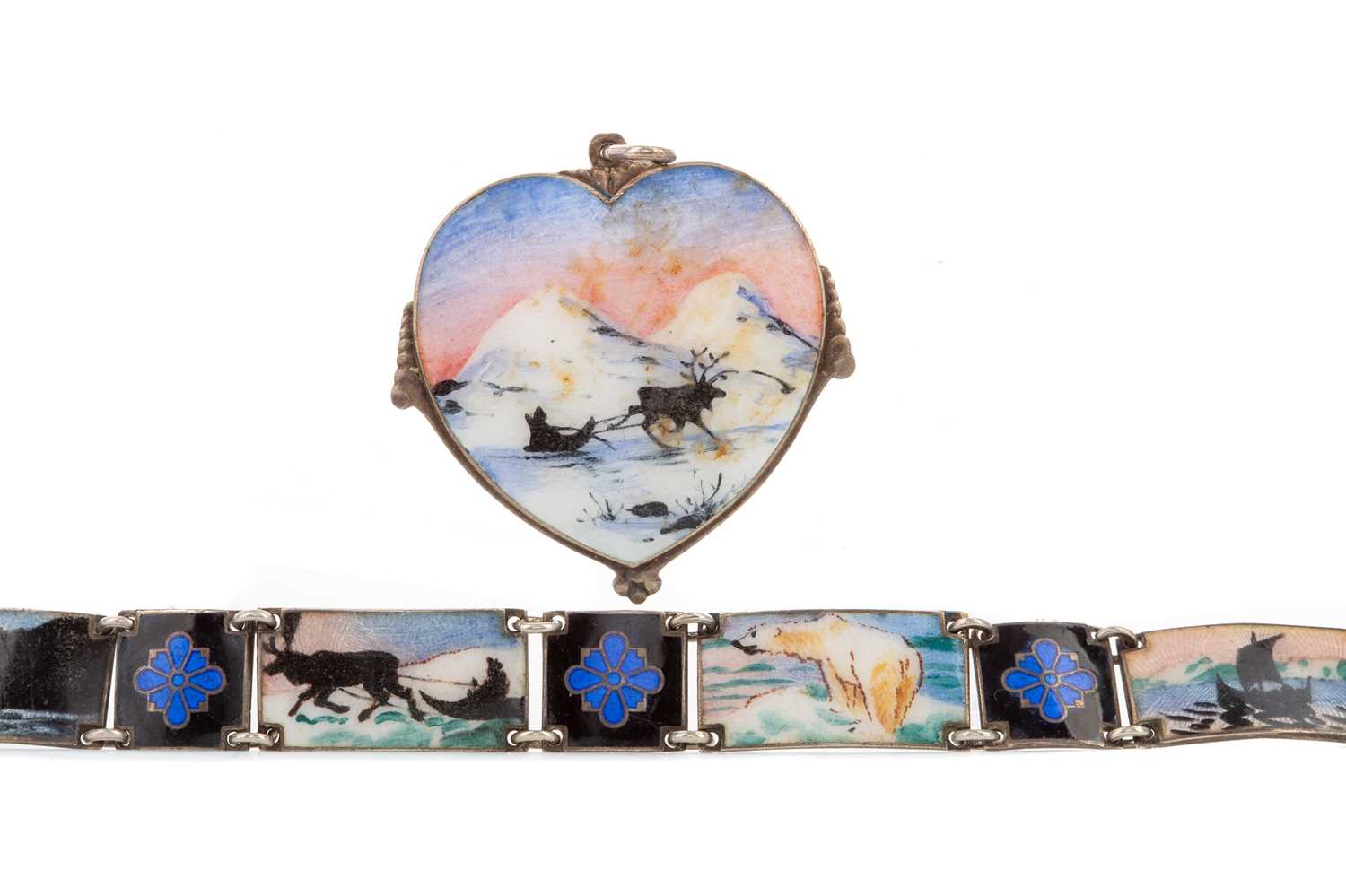 Lot 523 - A SCANDINAVIAN SILVER AND ENAMEL PENDANT AND BRACELET