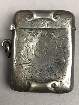 Lot 593 - A SILVER VESTA CASE, A SILVER PLATED VESTA CASE AND PURSE