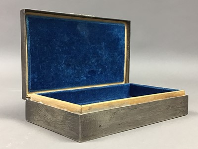 Lot 555 - A SILVER CASKET