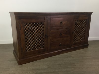 Lot 598 - A HARDWOOD SIDEBOAARD