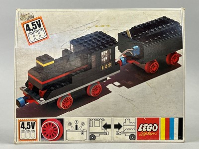 Lot 135 - A LOT OF LEGO