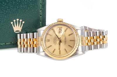 Lot 813 - A GENTLEMAN'S ROLEX OYSTER PERPETUAL DATEJUST STAINLESS STEEL AUTOMATIC WRIST WATCH