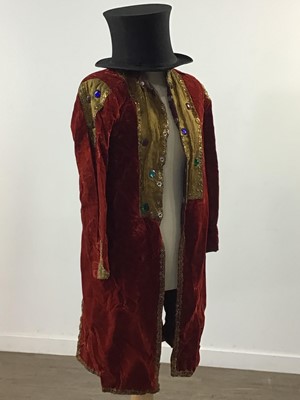 Lot 667 - A MAGICIAN'S/GENIE OUTFIT