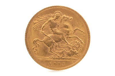 Lot 43 - A GEORGE V GOLD HALF SOVEREIGN DATED 1915