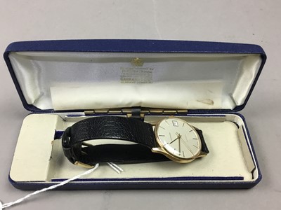 Lot 8 - A GENT'S GARRARD GOLD AUTOMATIC WRIST WATCH