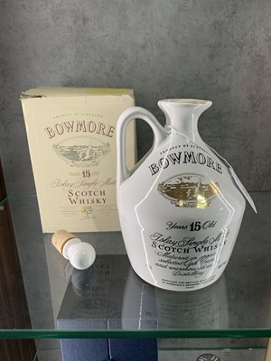 Lot 142 - BOWMORE 15 YEAR OLD GLASGOW GARDEN FESTIVAL CERAMIC DECANTER 75CL