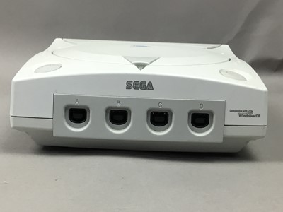 Lot 47 - A NINTENDO 64 AND SEGA DREAM CAST