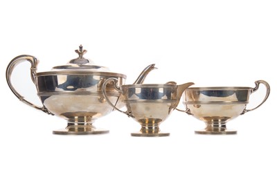 Lot 11 - GEORGE V SILVER THREE PIECE TEA SERVICE