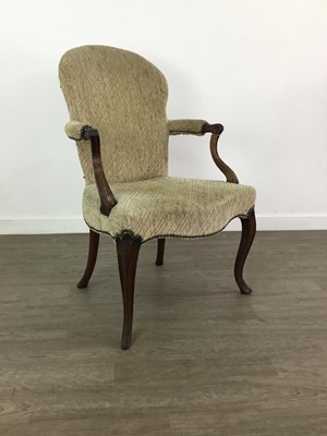 Lot 202 - AN UPHOLSTERED OPEN ELBOW CHAIR