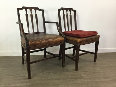 Lot 206 - A SET OF FIVE MAHOGANY DINING CHAIRS