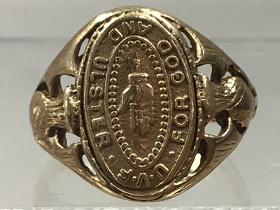 Lot 307 - AN IRISH SIGNET RING, CUFFLINKS, TIE PIN AND WATCHES