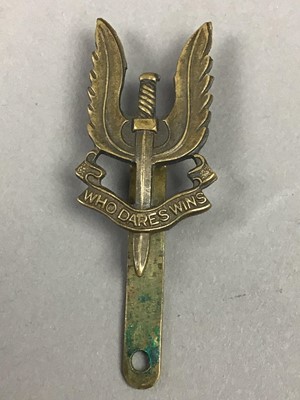 Lot 397 - AN SAS LAPEL BADGE