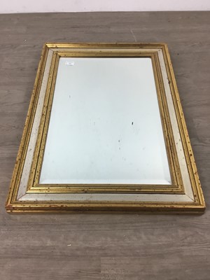 Lot 354 - A GILT FRAMED WALL MIRROR