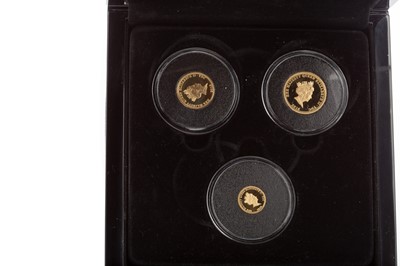 Lot 75 - THE 2016 FIVE PORTRAITS OF HER MAJESTY ELIZABETH II 90TH BIRTHDAY SOVEREIGN SET