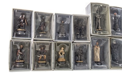 Lot 951 - EAGLEMOSS LORD OF THE RINGS LEAD CHESS SET