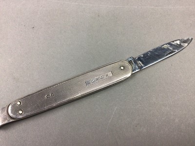 Lot 504 - A SILVER LETTER OPENER/PENKNIFE BY MAPPIN & WEBB