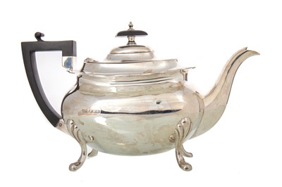 Lot 7 - GEORGE V SILVER TEAPOT