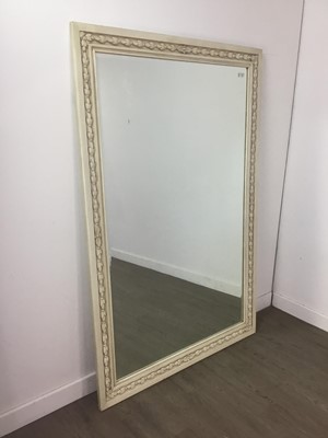 Lot 598 - A WALL MIRROR IN CREAM FRAME