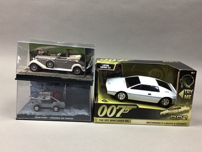 Lot 927 - BOND IN MOTION BY EAGLEMOSS