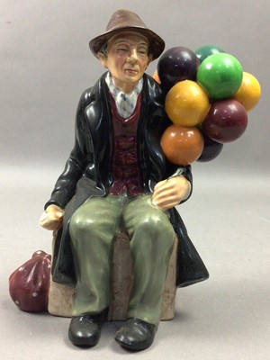 Lot 632 - A ROYAL DOULTON FIGURE OF 'THE BALLOON MAN' AND OTHERS