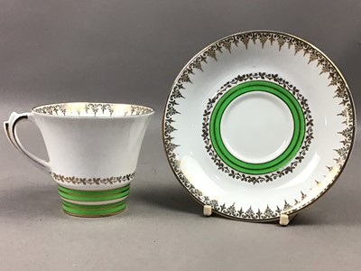 Lot 618 - A ROSYLN PART TEA SERVICE