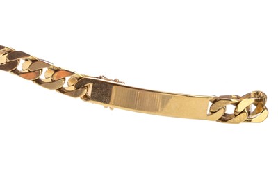 Lot 489 - A NINE CARAT GOLD IDENTITY BRACELET