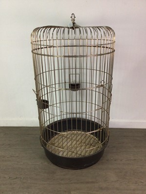 Lot 758 - A LARGE BIRD CAGE