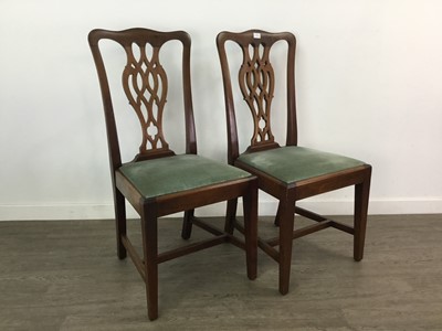 Lot 305A - A SET OF SIX CHIPPENDALE STYLE MAHOGANY DINING CHAIRS