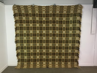 Lot 826 - A VINTAGE WELSH TAPESTRY BLANKET