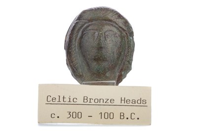 Lot 82 - AN ANCIENT CELTIC BRONZE HEAD AMULET