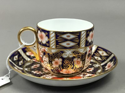 Lot 245 - A ROYAL CROWN DERBY VASE AND A ROYAL CROWN DERBY CUP AND SAUCER