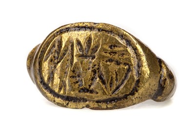 Lot 96 - AN ANCIENT TALISMANIC 'POWER' RING