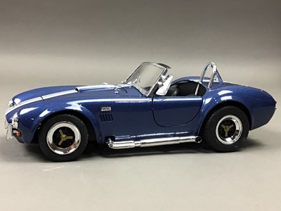 Lot 994 - FIVE DIE-CAST SCALE MODELS