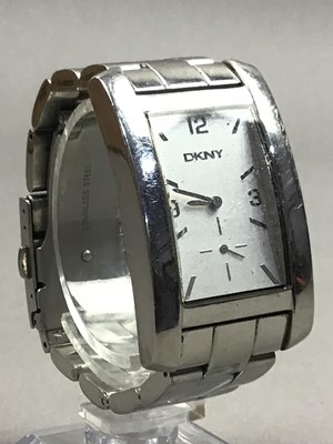 Lot 36 - A COLLECTION OF FASHION WATCHES, STRAPS AND PARTS