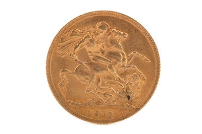 Lot 10 - A GEORGE V GOLD SOVEREIGN DATED 1912