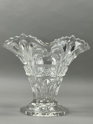 Lot 117 - A SHIPS DECANTER AND OTHER GLASS WARE