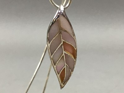 Lot 456 - A COLLECTION OF SILVER AND OTHER JEWELLERY