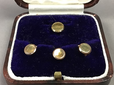 Lot 57 - A SET OF NINE CARAT GOLD STUDS, SCARAB BEETLE STUDS AND JAPANESE SATSUMA BELT PANELS