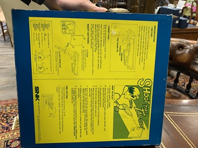 Lot 1016 - AN SNK NEO CIBER UNIT RAY SMASHER CLOCKSHOT NEO CIBER GUN SET