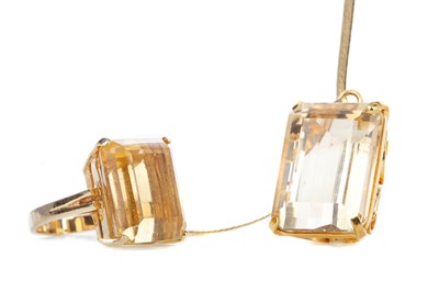 Lot 551 - A CITRINE PENDANT, RING AND PAIR OF EARRINGS