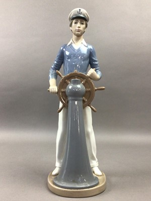 Lot 182 - A LLADRO FIGURE OF A SAILOR, OTHER FIGURES AND A GLASS VASE